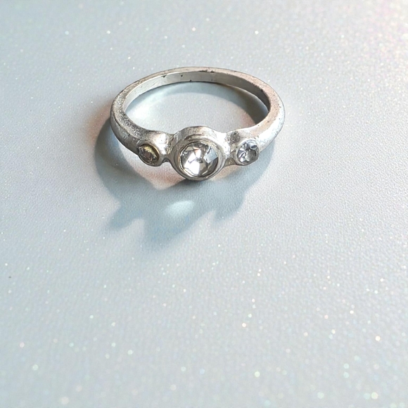 Silver Tone Bezel Set Three Stone Rhinestone Ring Size 4